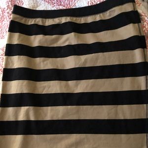 Black and khaki pencil skirt